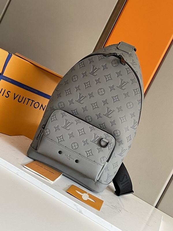 LV Handbags 570